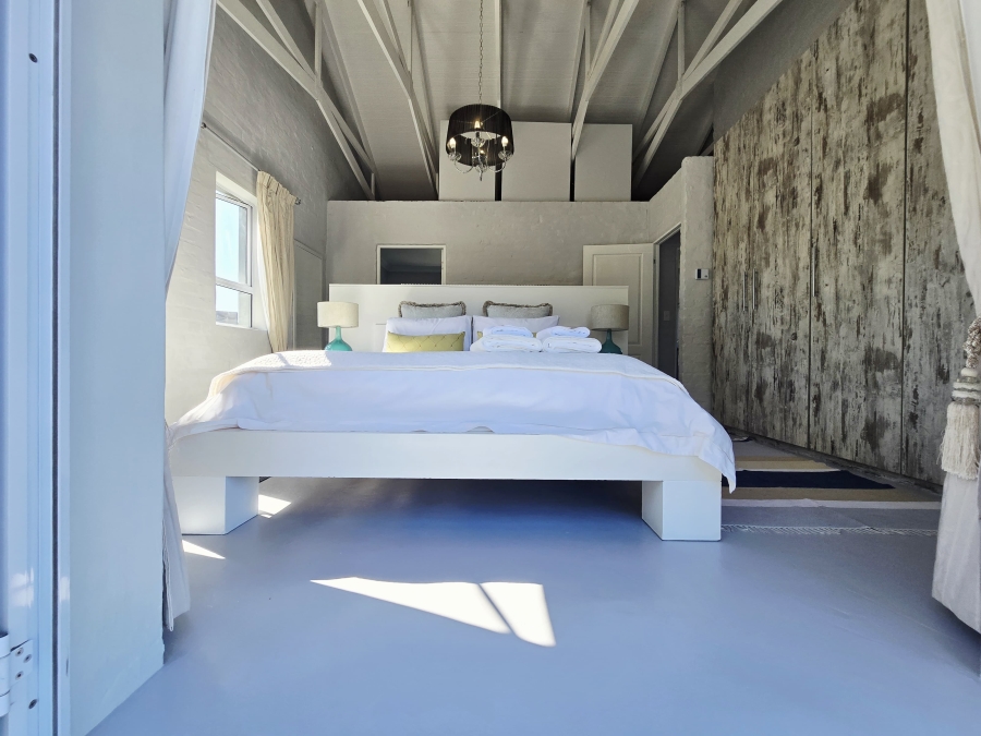 4 Bedroom Property for Sale in Fernridge Western Cape